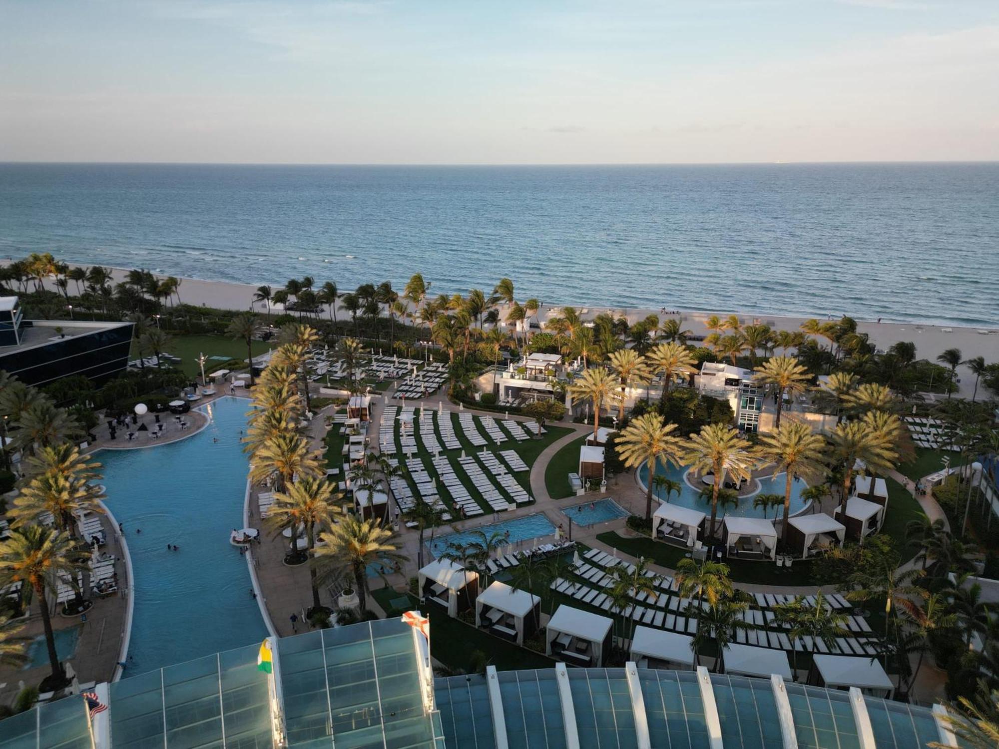 Fontainebleau Resort High Floor W Ocean Views Miami Beach Exterior foto